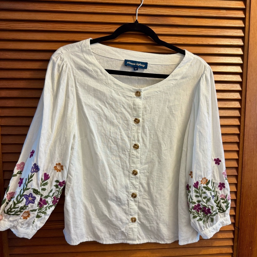 White Button-up Blouse with Floral Embroidery